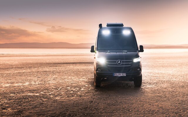 Hymer GCS Crossover på Rossnowlaugh-stranden.